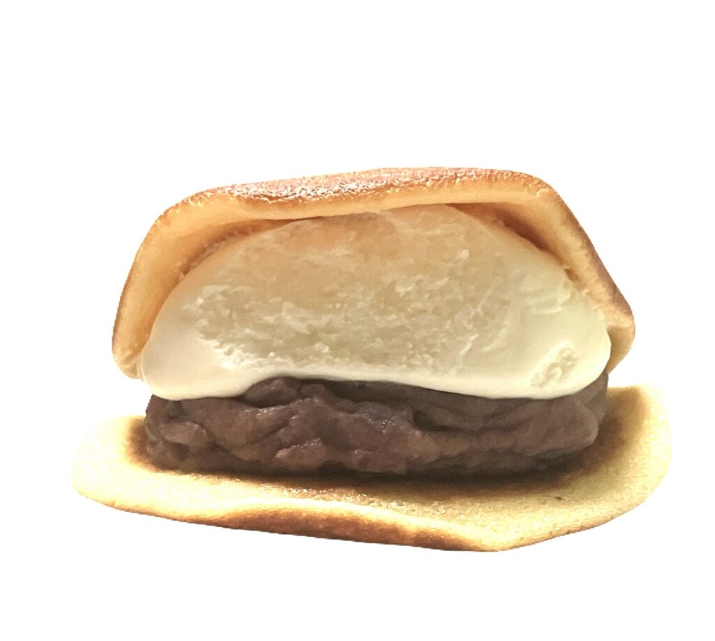 lawson-sweets-dorayaki-red-bean-pasta-whipped-cream-51-side