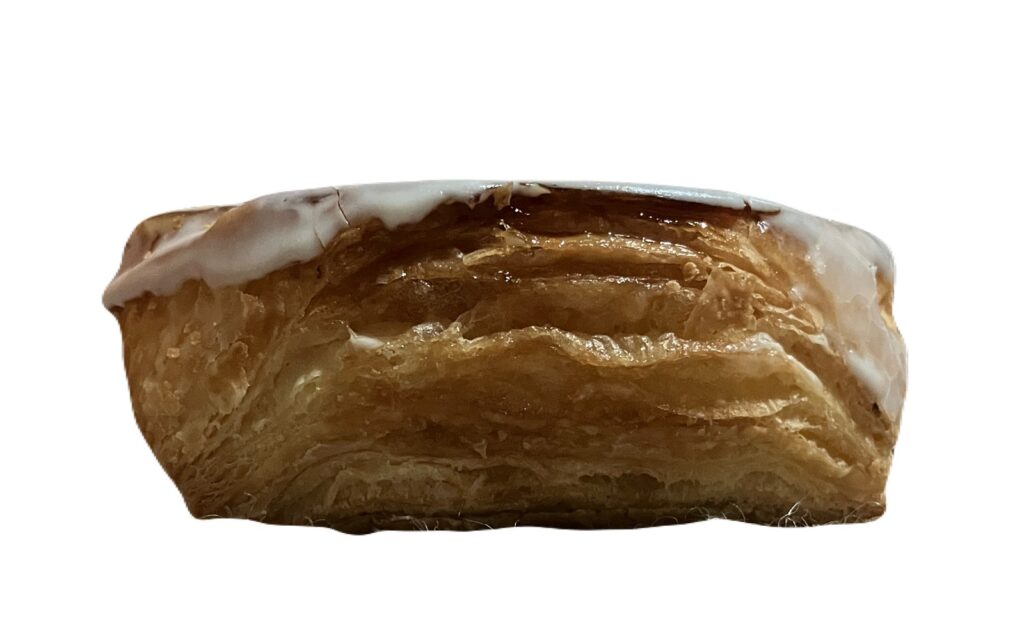 familymart-sweet-milk-white-chocolate-kouign-amann-side