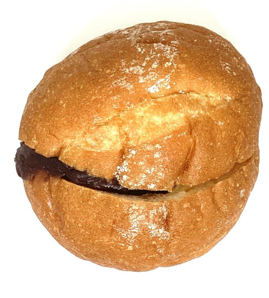 familymart-sweet-red-bean-paste-butter-france-bread-up