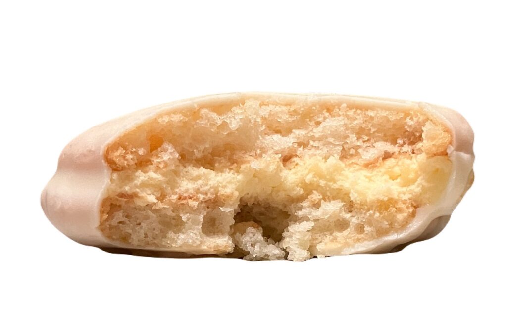 seveneleven-sweets-lemon-sponge-cake-lemon-diplomat-cream-eating