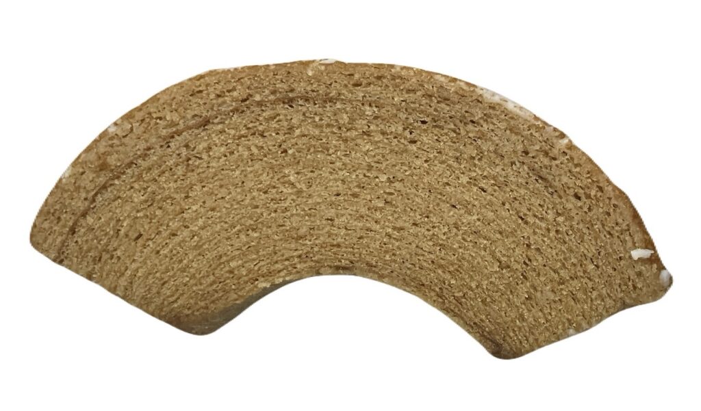 familymart-sweet-caramel-baumkuchen-up