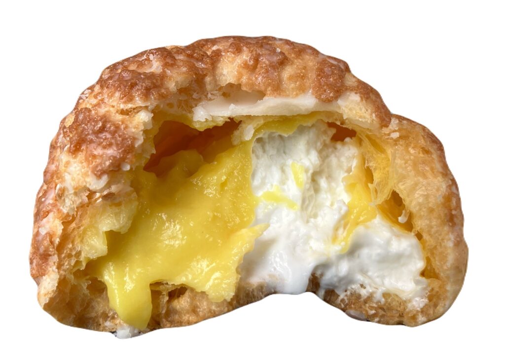 familymart-sweet-cookie-puff-double-banana-eating