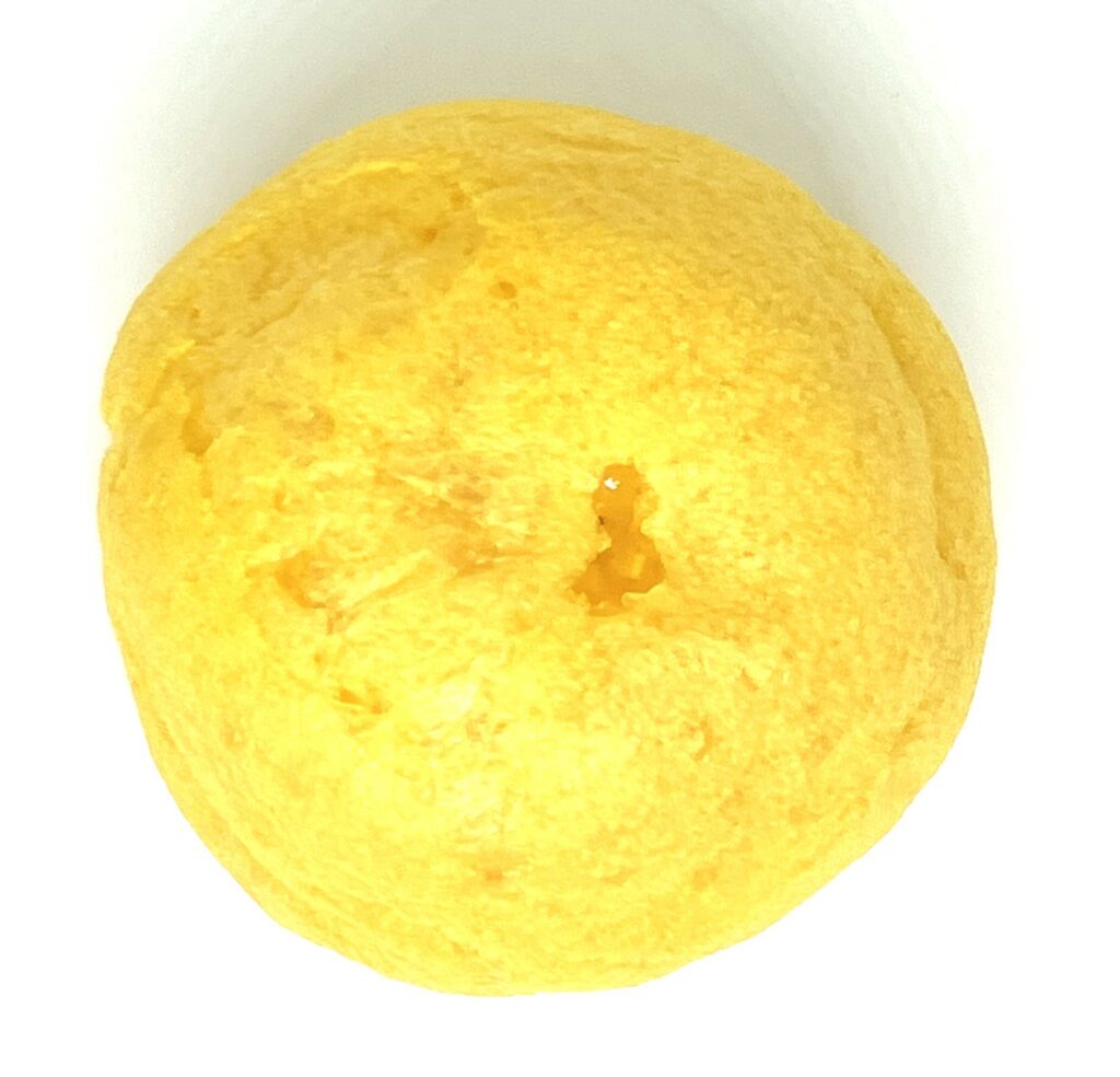 seveneleven-sweets-cream-puff-pineapple-cream-pineapple-source-up